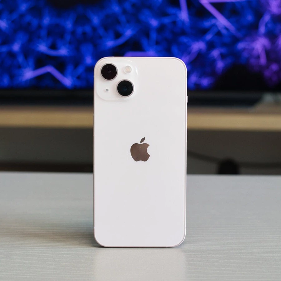 iPhone 13 (128 GB)