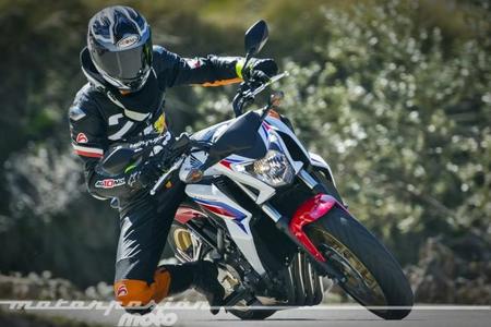 Prueba del mono a medida de AG10Moto
