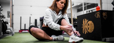 Todas estas razones son más que suficientes para que añadas sesiones de fuerza y mejores tus marcas de carrera