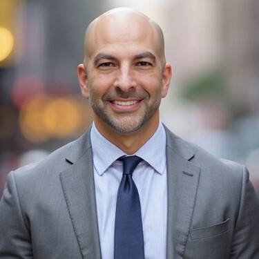 Peter Attia, médico: "Cuidado con romperte la cadera si tienes más de 65, hay un 30% más de posibilidades de morir antes de un año"