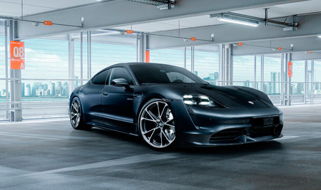 TechArt se atreve con el Porsche Taycan: le calza unas llantas de 22 pulgadas y ya le está preparando un traje más deportivo