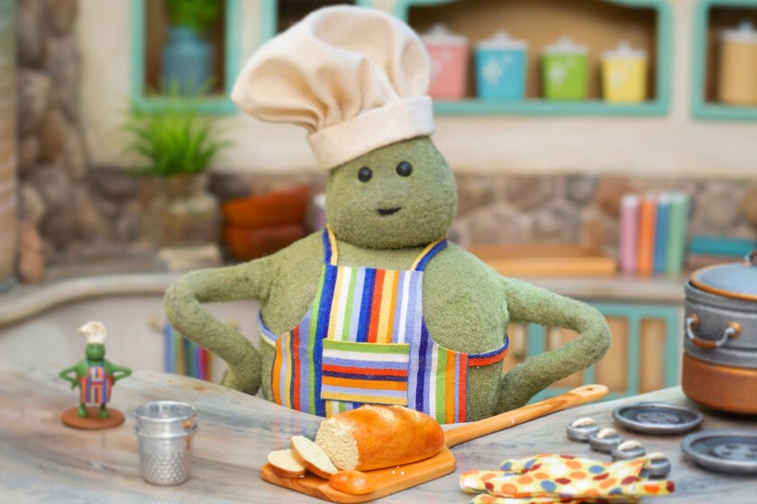 Este pequeño cocinero de peluche se ha convertido en el nuevo mejor amigo de internet tras su emotiva cancelación. Ahora hasta A24 y Florence Pugh quieren salvarlo