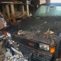Este video de cómo lavan por primera vez un Volkswagen GTI Mk1 abandonado hace más de 25 años es puro ASMR para amantes de los coches clásicos