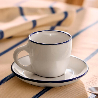 De gres y en colores marineros: así es el juego de café por menos de 6 euros que conquistará la sobremesa en familia