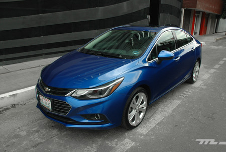 Probamos el Chevrolet Cruze, esta generación quiere de vuelta su corona