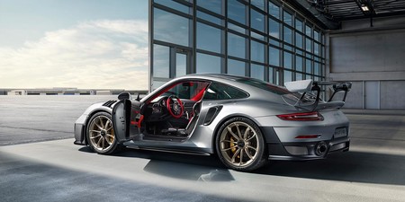 ¡A mil euros el kilo! El paquete Weissach del Porsche 911 GT2 RS costará 30.272 euros