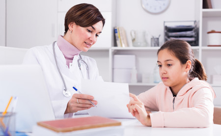 Anestesia local en niños: todo lo que debes saber sobre su aplicación y posibles efectos