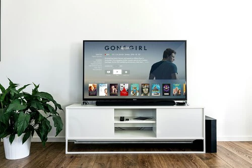 Nilait Luxe 50UC8003S + barra de sonido de 120W