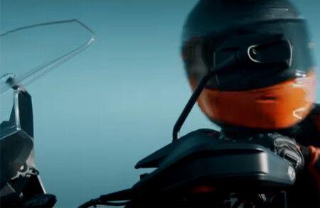Ktm 1290 Super Adventure 2021 Teaser 1