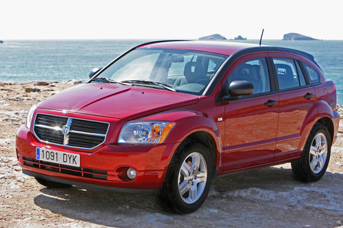 Dodge Caliber: Un "crosscosa" que quiso romper esquemas, en la época del boom del SUV