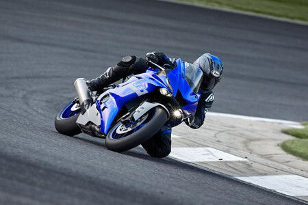 Yamaha R6 Race 2021 2