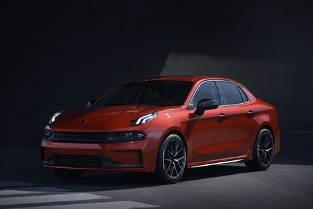 Lynk & Co 03: El tercer coche de la marca prima de Volvo tiene sabor a berlina