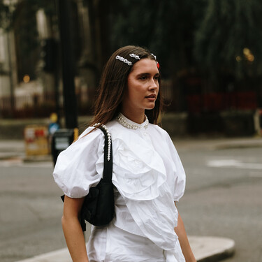 Zara triunfa con las ocho blusas cómodas ideales para volver a la oficina favoritas de madres e hijas