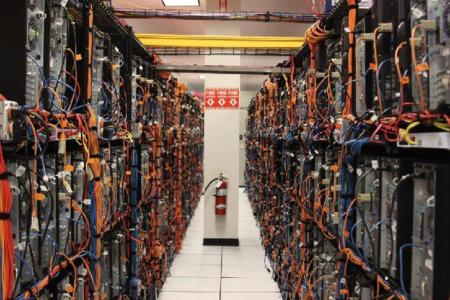 ¿Qué es un ataque DDoS y cómo pararlo?