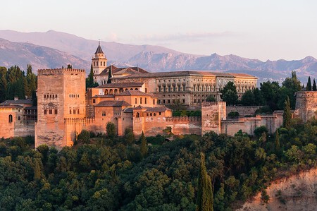 Alhambra De Granada 1