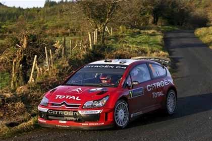 Superioridad aplastante de Citroën y Loeb en Irlanda