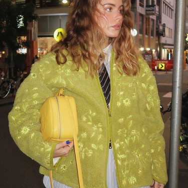 Ni Zara, ni Massimo Dutti: la chaqueta de punto fino más trendy la encontramos en Stradivarius (y no, no es marrón chocolate)