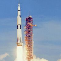 La NASA necesitaba llegar a la Luna y tenía un problema con un material aislante. Así que se puso en manos de los surfistas