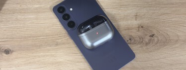 Tu Galaxy esconde un "truco" para que tus auriculares no se queden a medias durante el día. Sin enchufes ni cables