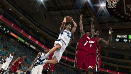La siguiente entrega del actual rey de baloncesto ya cuenta con fecha de salida europea. Preparaos para recibir el 'NBA 2K13'