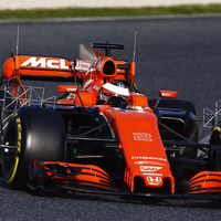 McLaren le pone los cuernos a Honda y toca la puerta a Mercedes 