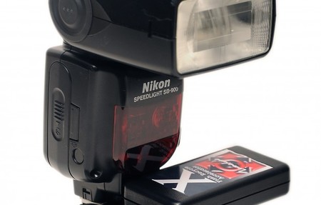 Lumedyne X, acelerador para reciclado de flashes compactos
