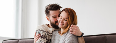 El simple y poderoso hábito de las parejas más duraderas en España: la regla 2-2-2