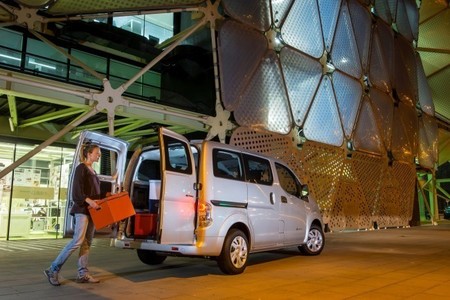 Nissan E V200 2014
