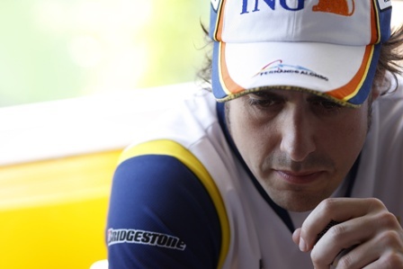 Fernando Alonso no espera un Renault ganador en 2009