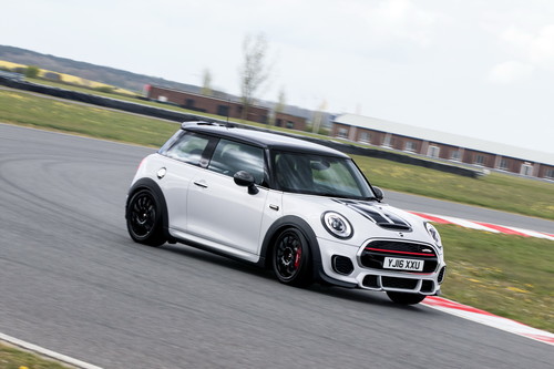 Mini John Cooper Works Challenge, una versión más hot del hot-hatch