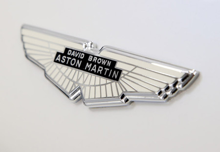 La historia que quizá no conocías de los Aston Martin DB y de su creador