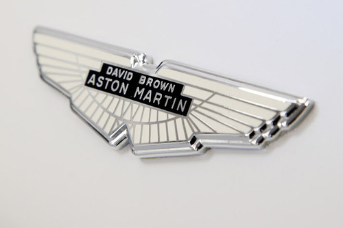 La historia que quizá no conocías de los Aston Martin DB y de su creador