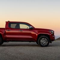 Potente pick-up hecha en México, con gran capacidad 4x4 y opción híbrida. Puede cargar hasta 765 kg