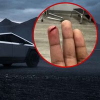 Está pasando con la Tesla Cybertruck: dueños que se cortan con una puerta pero lo que les preocupa es que la sangre oxida la carrocería
