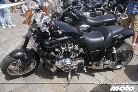 Yamaha V-Max modificada