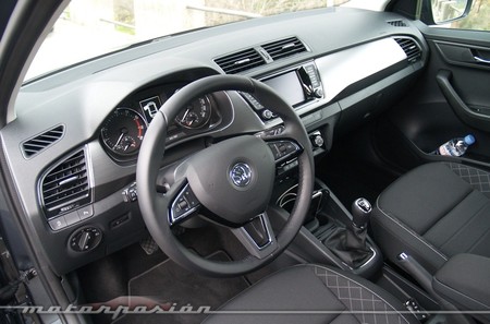 Skoda Fabia Combi 2015 1000 10