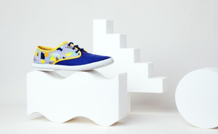 La esencia del verano azul: zapatillas Maians por Octaevo Studio