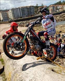 Toni Bou arranca el 2010 ganando de nuevo