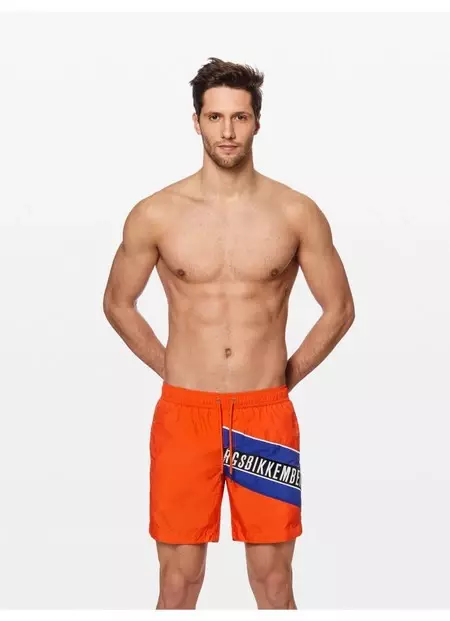 Dirk Bikkembergs crea una colección de beachwear para todos los gustos