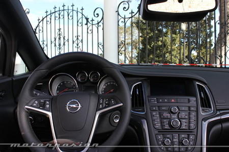 Opel Cabrio 2013 en Niza