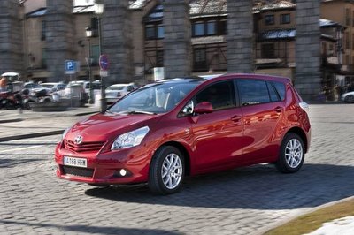 Nueva gama Toyota Verso 2012