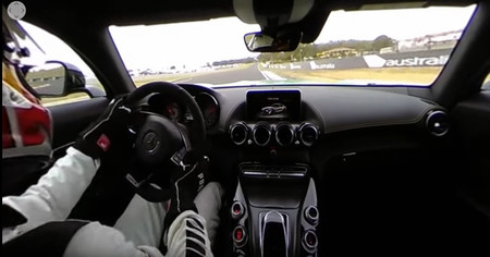 Así es una vuelta a Bathurst con el Mercedes-AMG GT R y Bernd Schneider, en vídeo de 360 grados