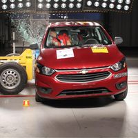 Lo que no puedo vender en otros países, lo vendo aquí: cero estrellas Latin NCAP para el Kia Rio Sedán y el Chevrolet Onix