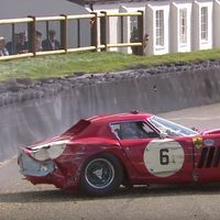 Dolorpasión™ es golpear contra las protecciones tu Ferrari 250 GTO de 1964 