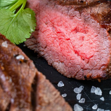 El termómetro de cocina en oferta que nos ayuda a cocinar la carne al punto y los postres como chefs expertos