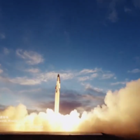 China está superando EUA com estratégia simples: fabricar mísseis hipersônicos ao preço de um Tesla 