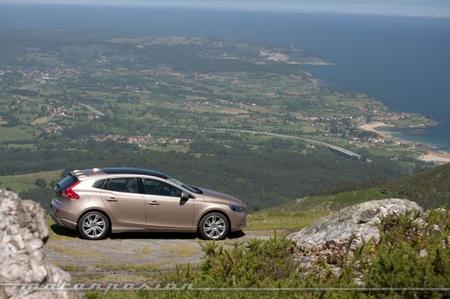 Volvo V40, presentación y prueba en Asturias