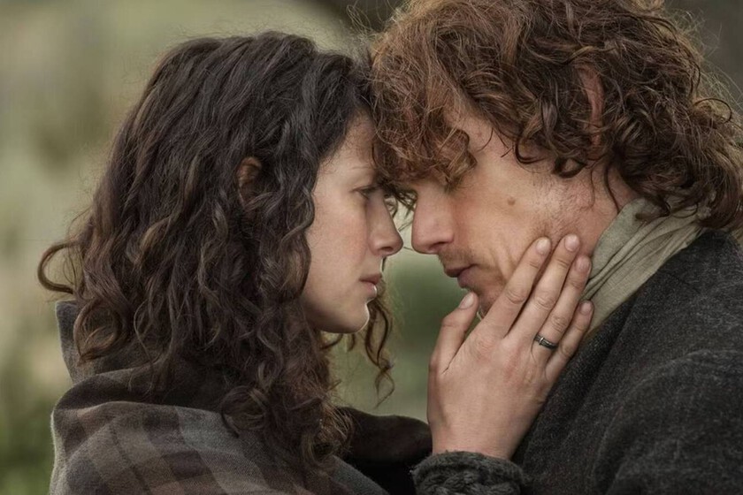 La historia de amor de Jamie y Claire es el gran pilar de 'Outlander' y una de las más icónicas de la televisión. Creo que logran que la serie sea inolvidable