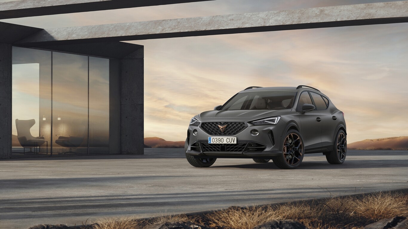Primer contacto: CUPRA Formentor VZ5, un SUV de 390 CV y tracción total con alma de Audi RS (vídeo)