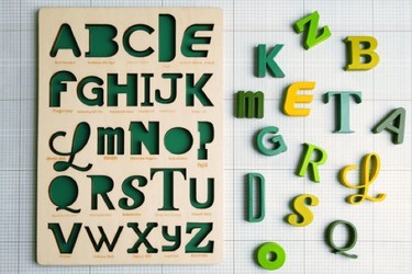 Si quieres que tu hijo aprenda tipografías desde pequeño... ¡necesitas este puzzle!